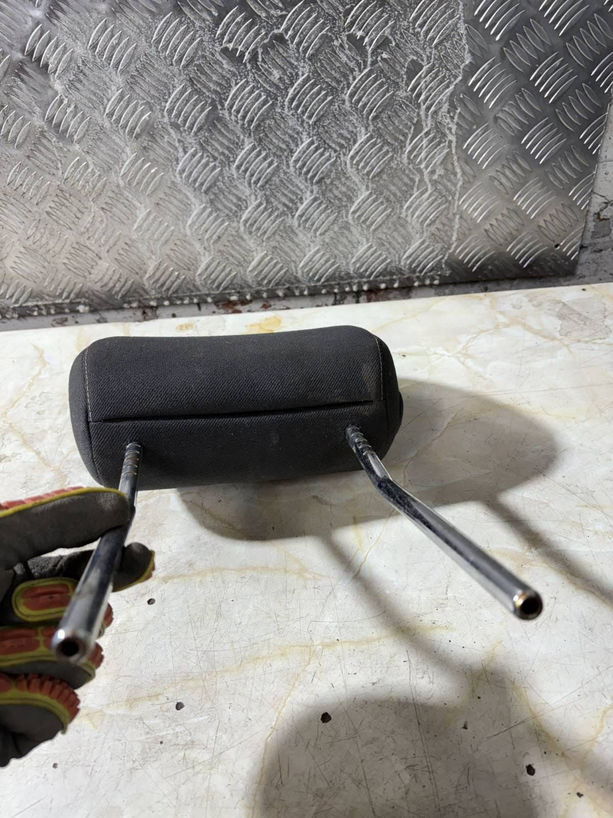 Vauxhall Corsa D Headrest Head Rest Drivers or Passengers Front Leather 06-14