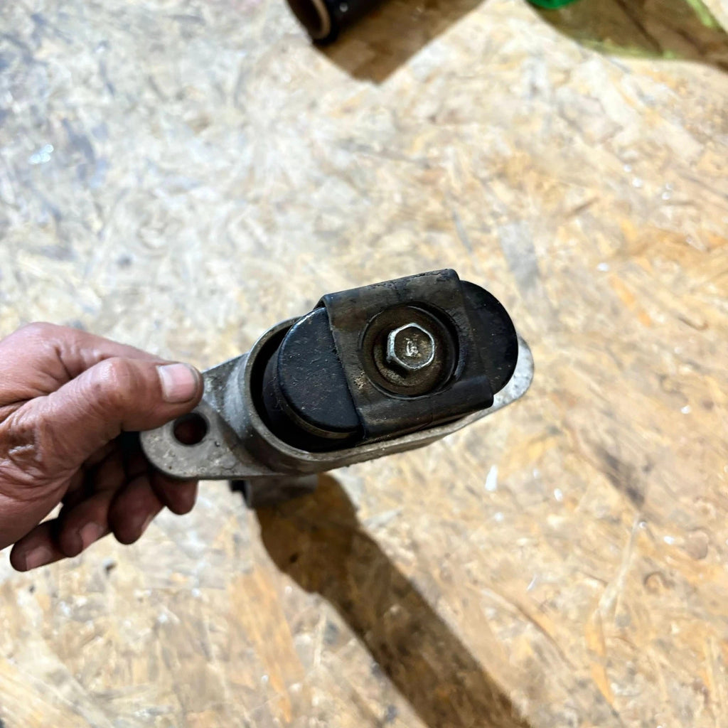 Hyundai Kona 2017-2023 Engine Support Mount