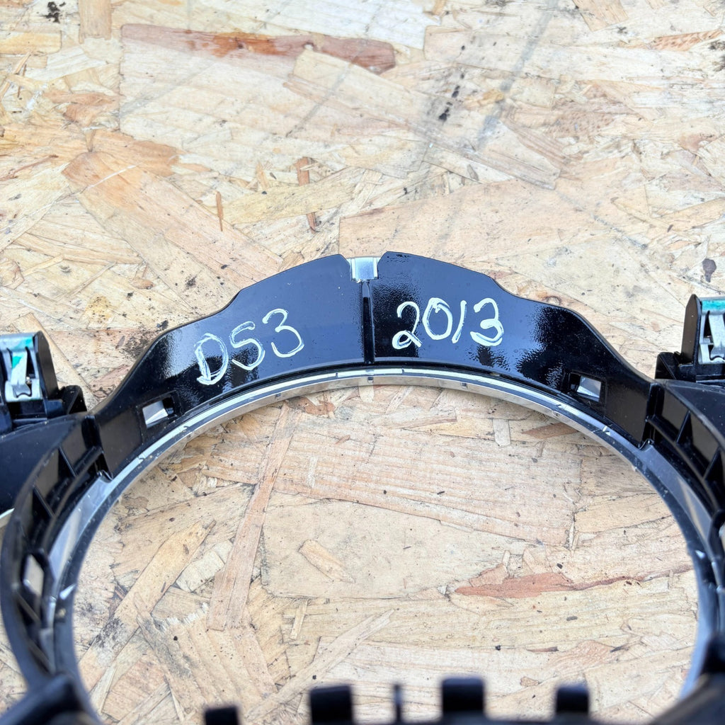 CITROEN DS3 SPEEDOMETER SURROUND TRIM PANEL 2009 TO 2014