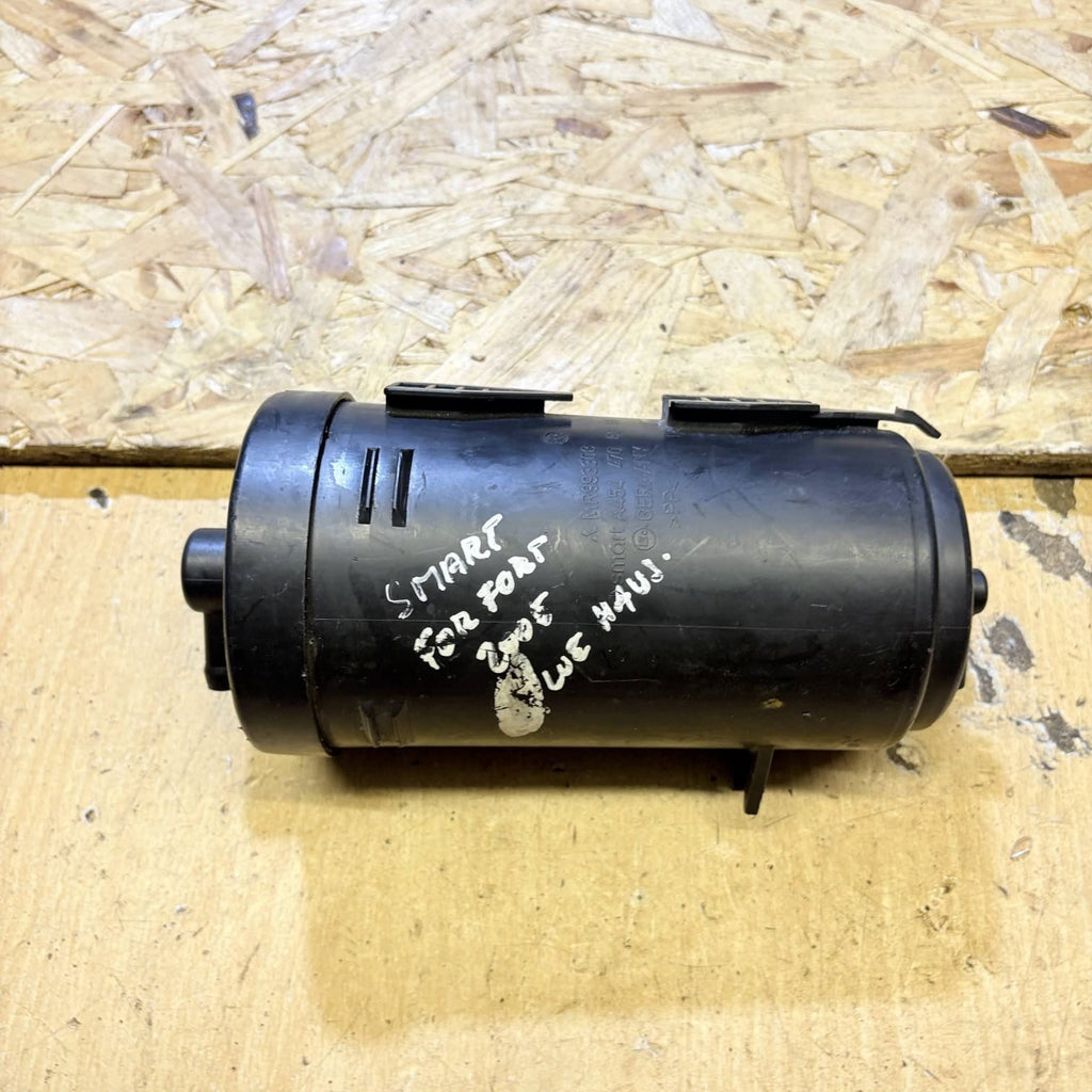 Smart Forfour W454 2004-2006 Fuel Vapour Carbon Canister MR993308 A4544700059