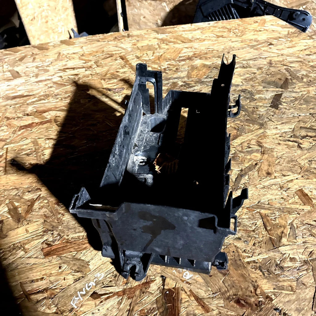 Vauxhall Insignia Battery Tray/Box 23128538 Mk1 1.6 Diesel 2011
