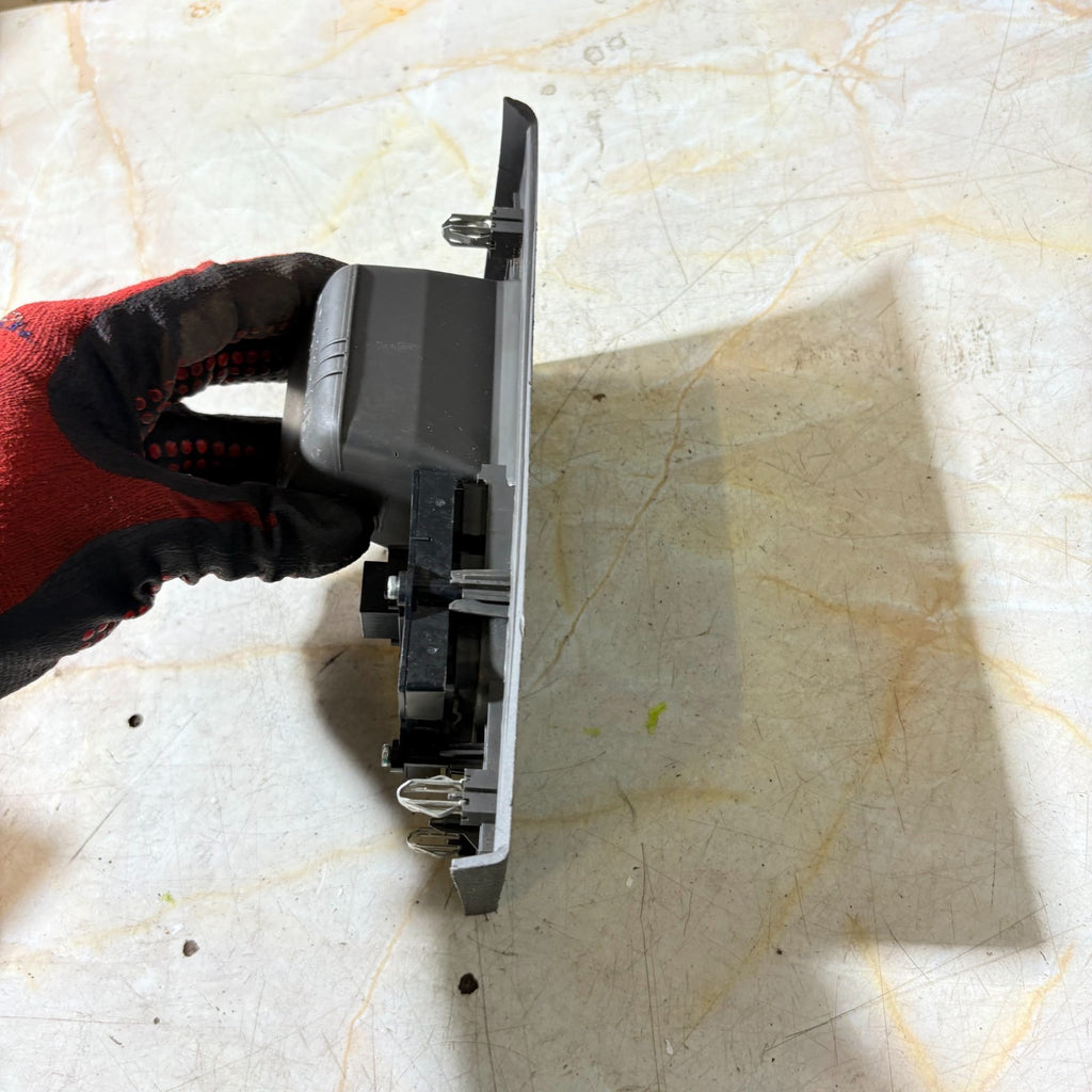 2006 FIAT IDEA HEADLIGHT ADJUSTER AND FRONT AND REAR FOG LIGHT SWITCH 12000397