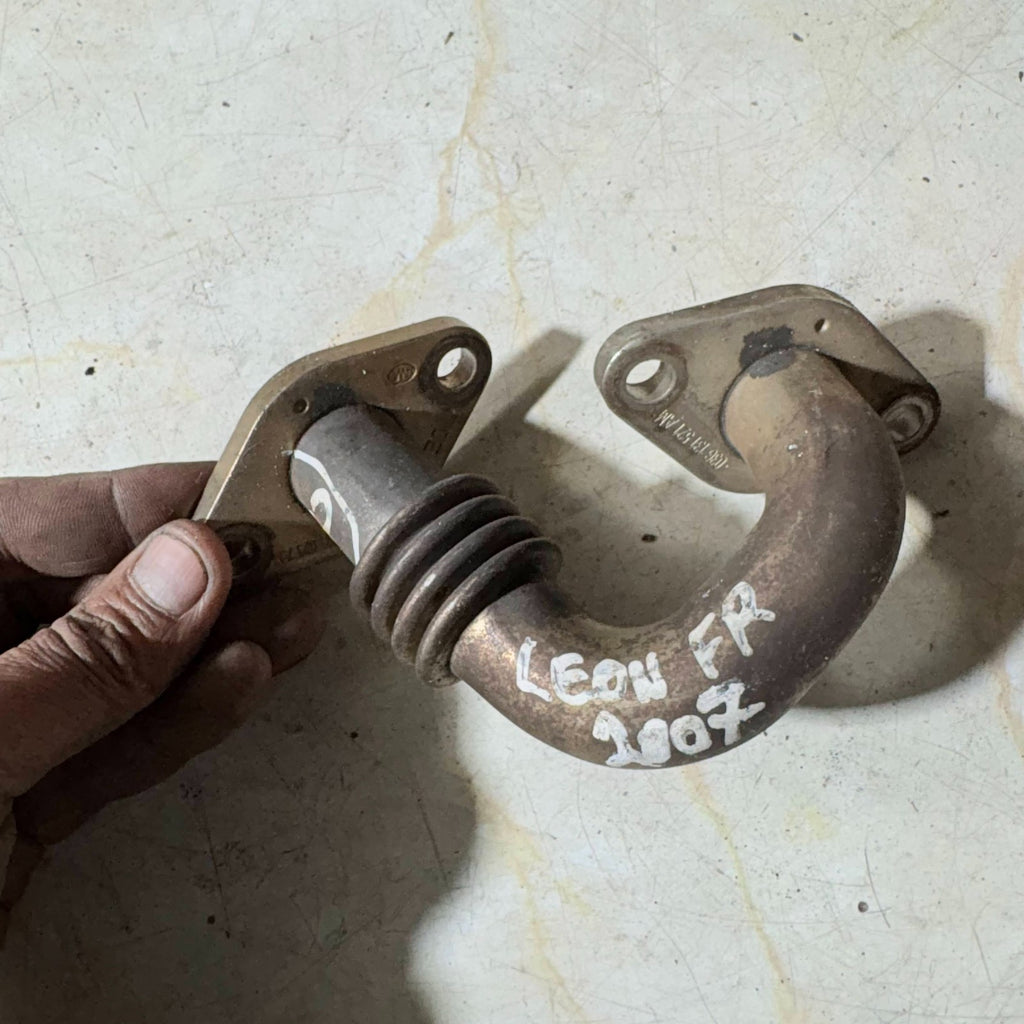 SEAT LEON FR 2007 EGR PIPE 03G131521AM 03G131521AM