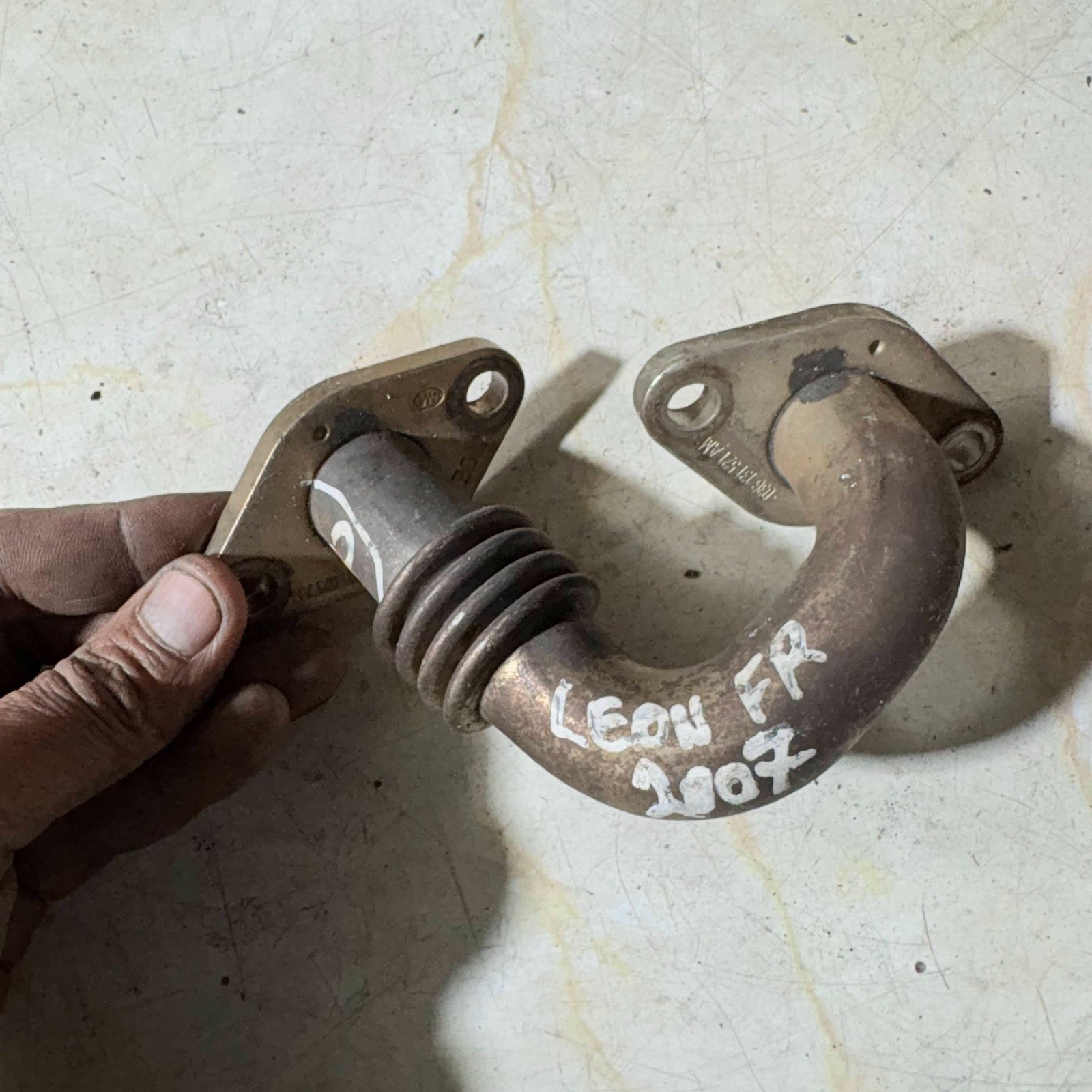 SEAT LEON FR 2007 EGR PIPE 03G131521AM 03G131521AM