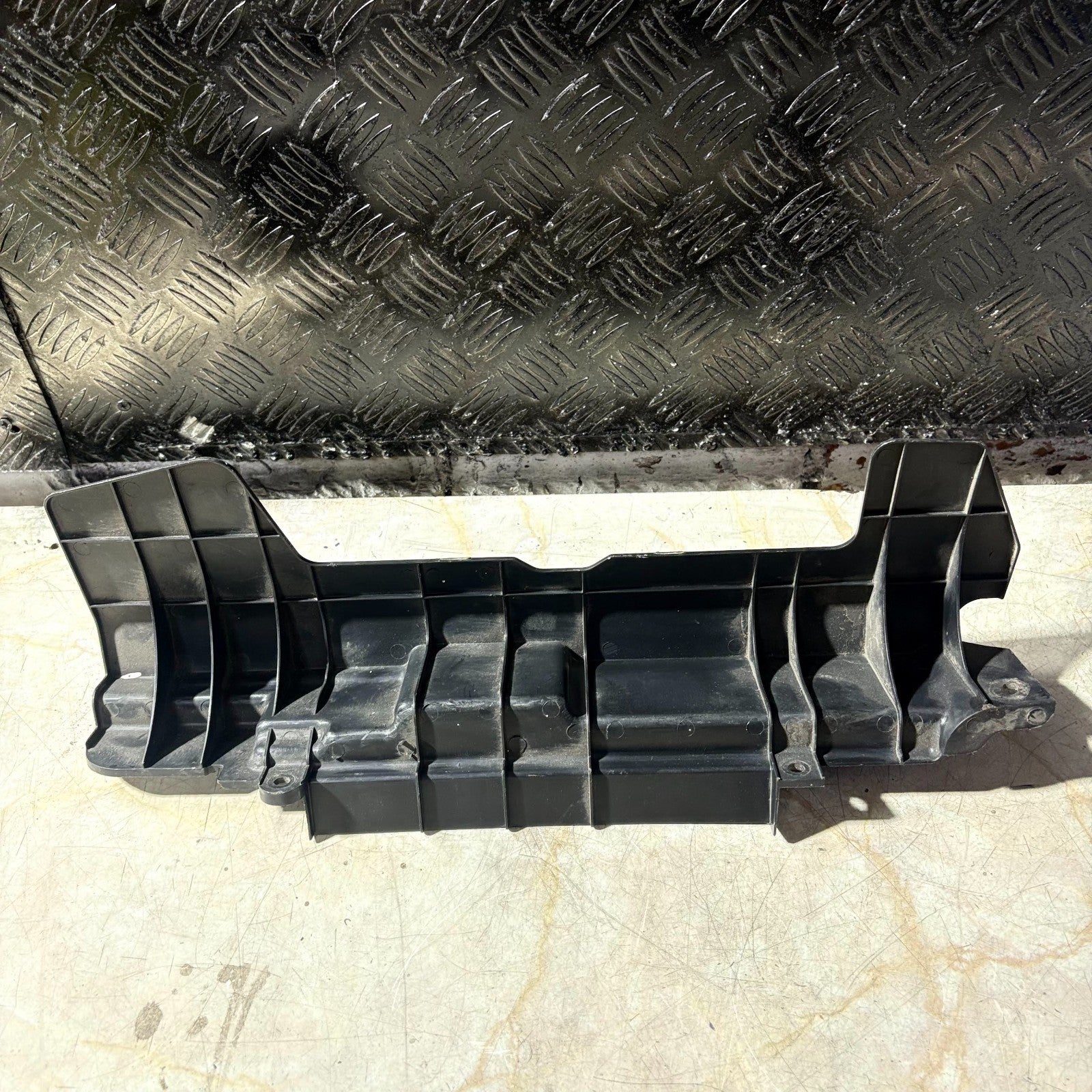KIA CEED RADIATOR AIR DUCT COVER RIGHT 2012-2018 29134-A2850