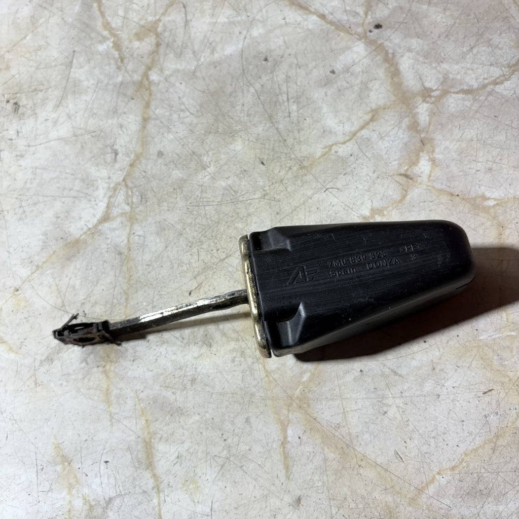 VOLKSWAGEN SHARAN 2007 Rear Right Door Limiter 7M0839323