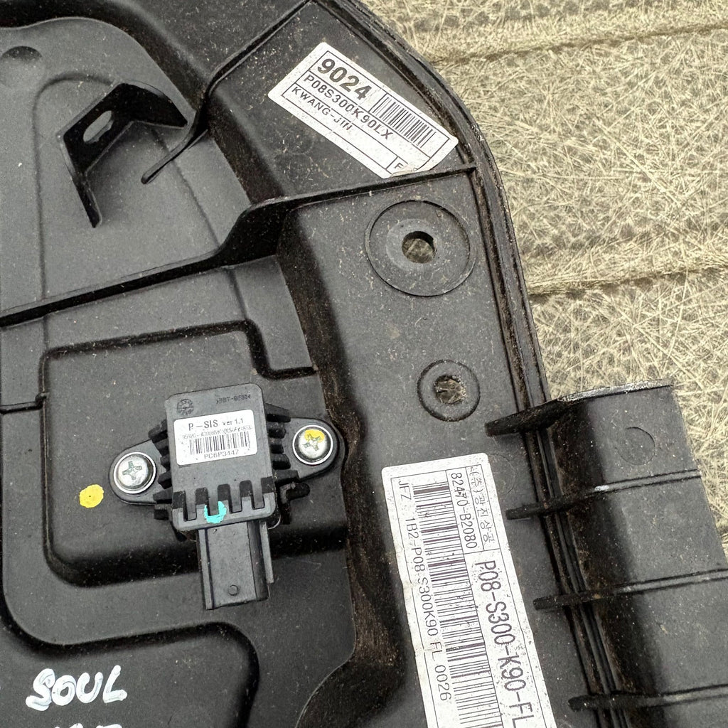 KIA SOUL MK2 2014-2019 FRONT LEFT WINDOW REGULATOR MOTOR 82470-B2080 82450-B2000