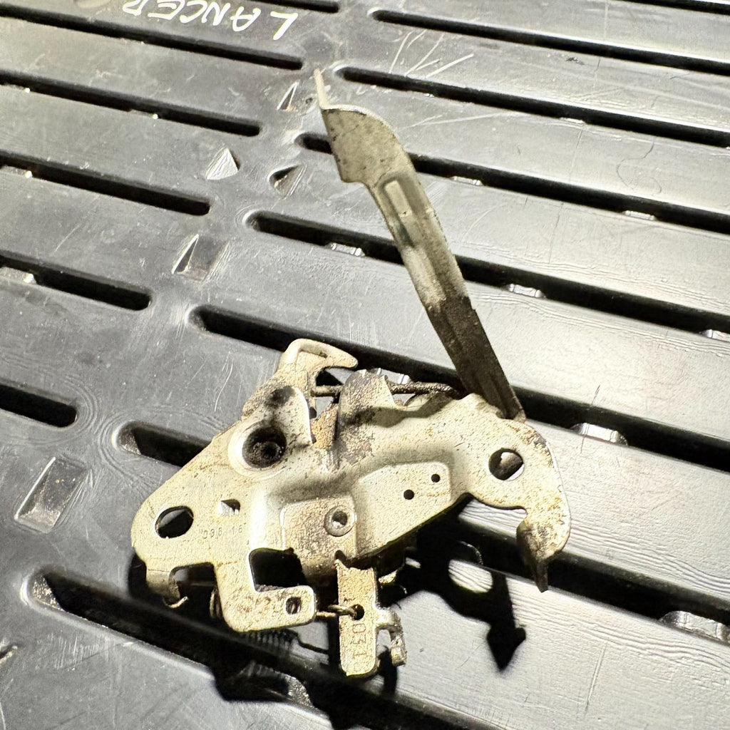 2016 CITROEN C1 3DR 1.2L PET FRONT BONNET LATCH