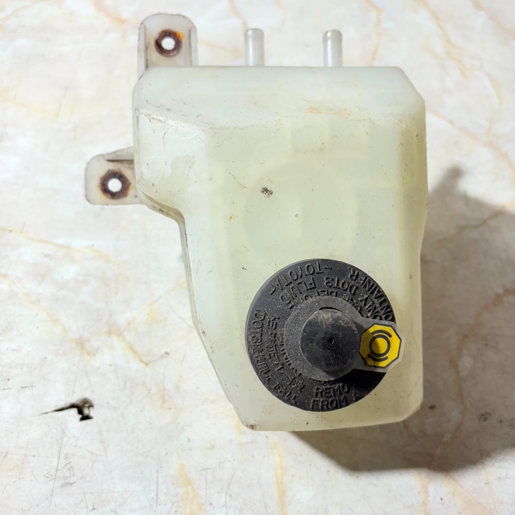 04-09 Toyota Prius Brake Fluid Reservoir Tank Bottle