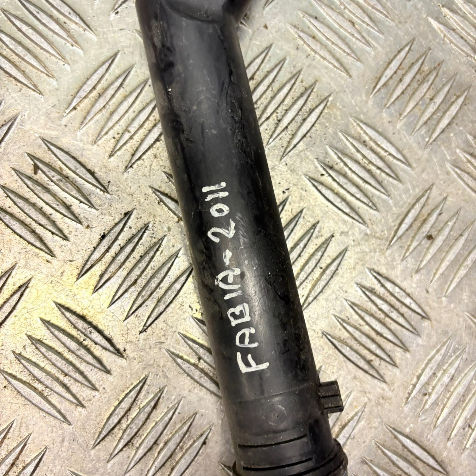 VW POLO FOX SKODA FABIA THERMOSTAT PIPE 03D121026F 2011