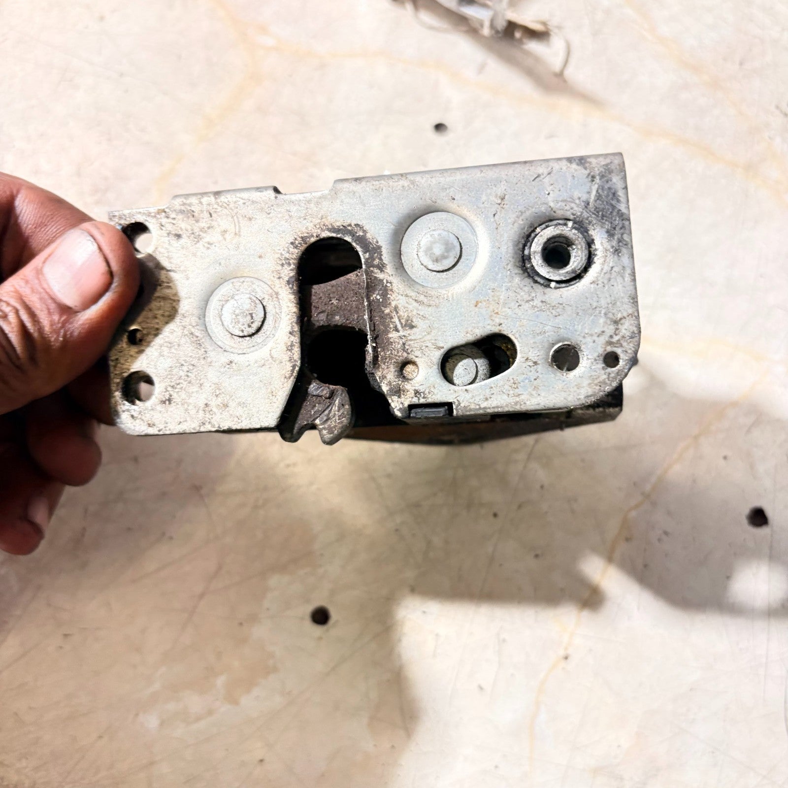 500329770 Door Lock Mechanism-for Iveco Daily