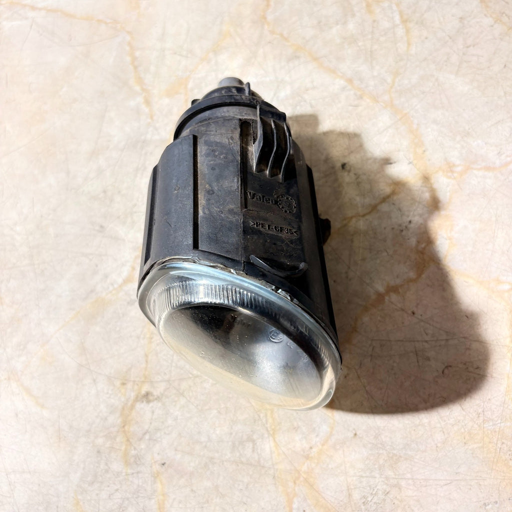 1999-2006 BMW X5 5 Door 4x4 DRIVERS SIDE FRONT RIGHT FOG LIGHT
