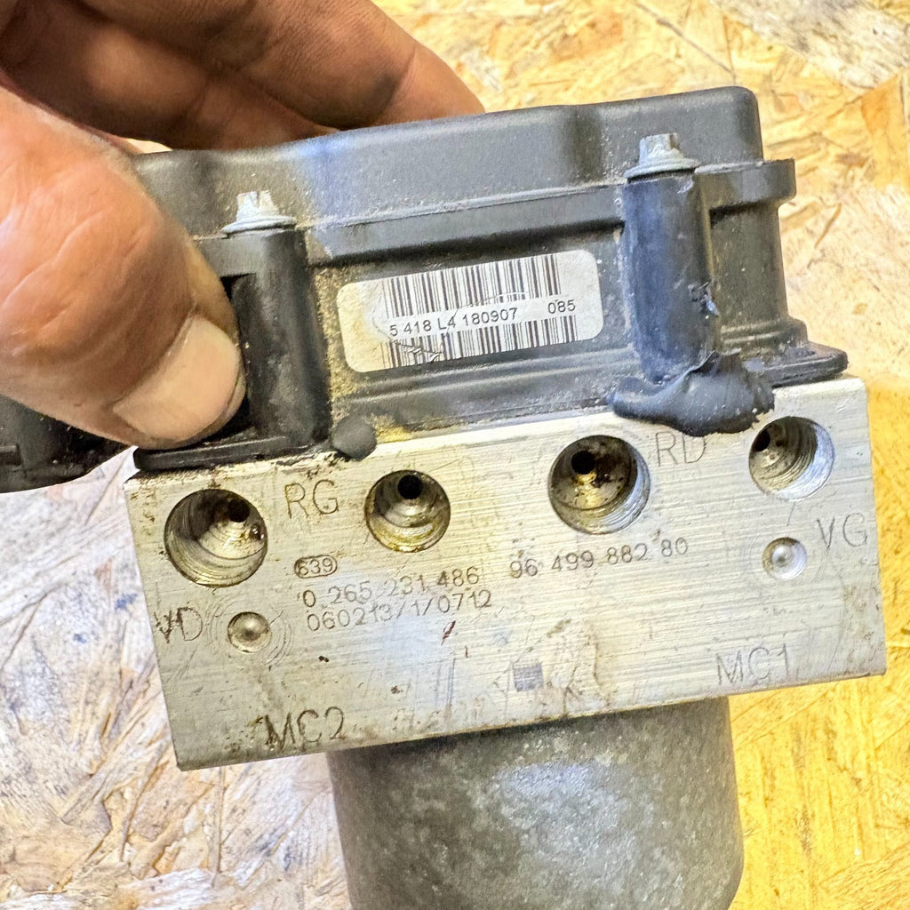 CITROEN C4 1.4 ABS PUMP UNIT-96499 88280-0265231486