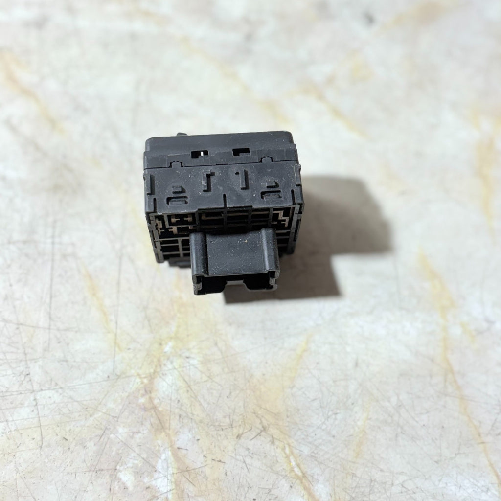 NISSAN X-TRAIL MK1 T30 2001-07 ELECTRIC DOOR MIRROR ADJUSTMENT SWITCH