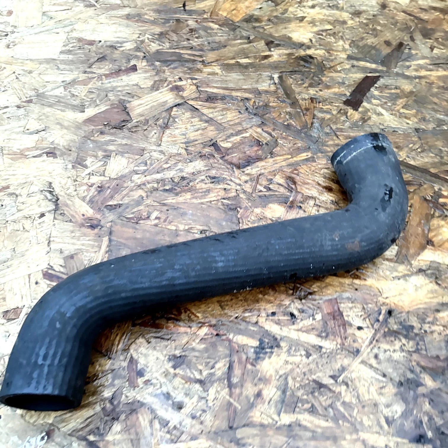 48790 Mercedes-Benz W108 Upper Radiator Hose Pipe 1165010782