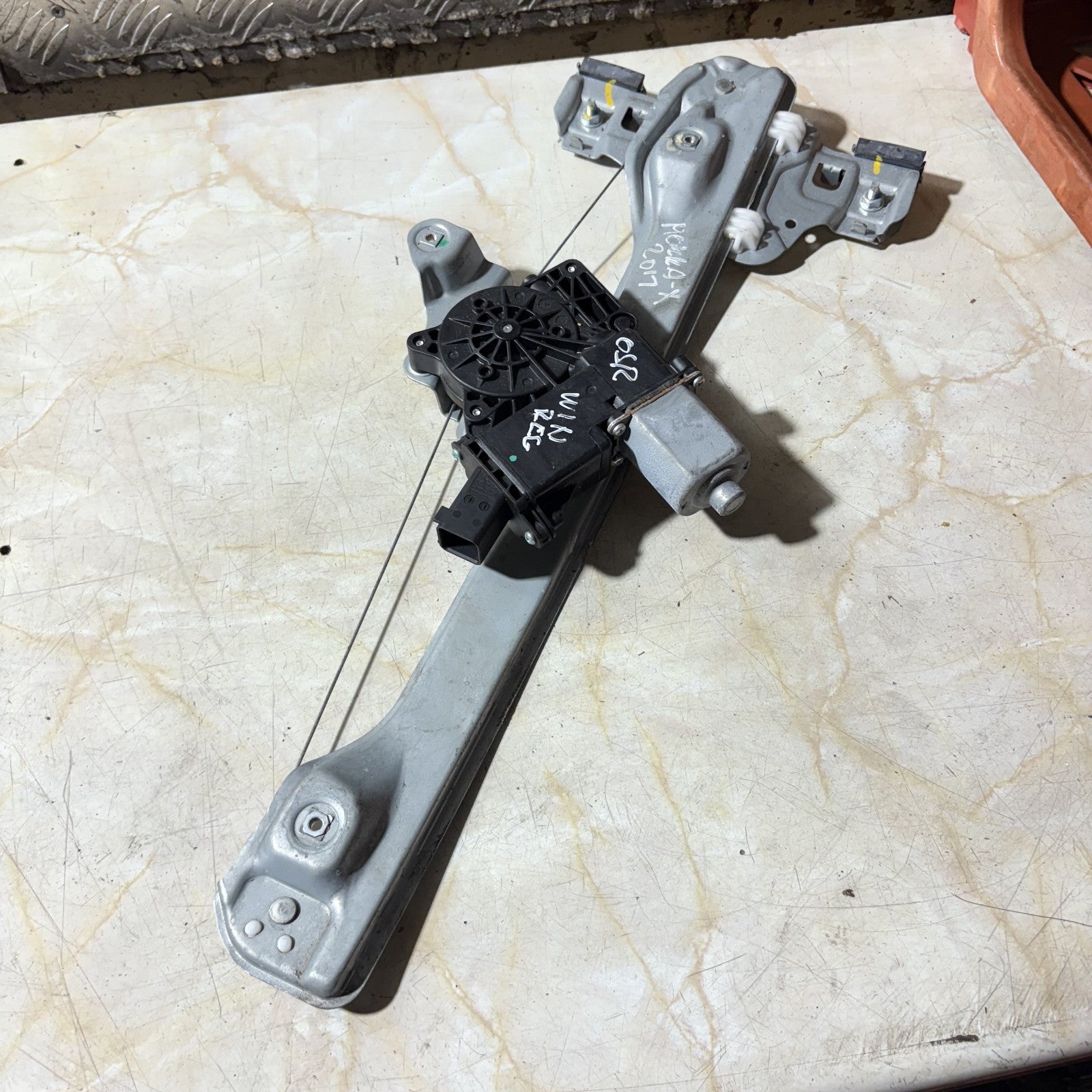 Vauxhall Mokka/Mokka X 2012-2019 Rear Right Window Regulator Motor 98910-SUV20