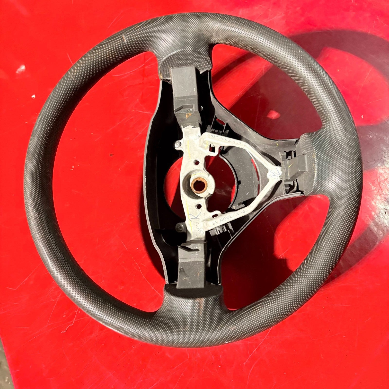 Peugeot 107 Citroen C1 Toyota Aygo Steering Wheel 3 Spoke GS120-01840 2005-2014