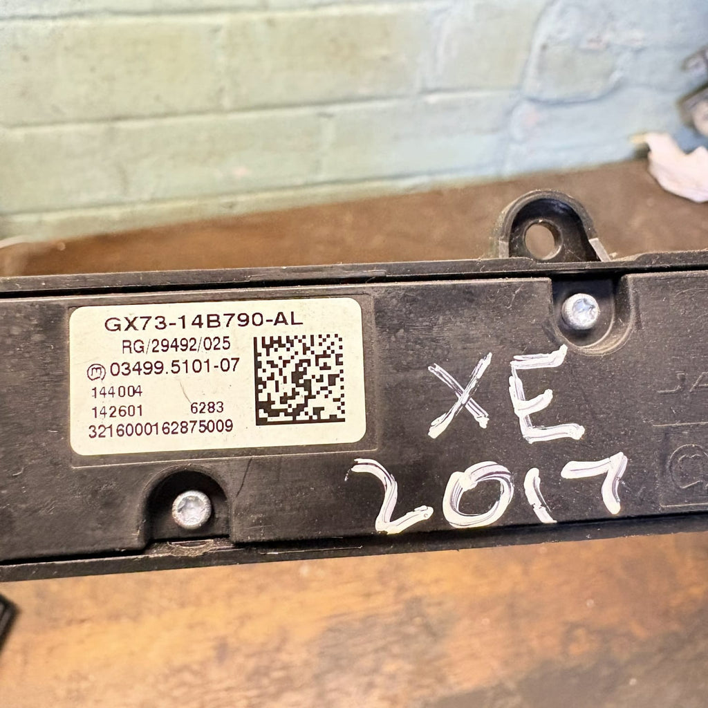 JAGUAR XE X760 DASHBOARD MULTIFUNCTION CONTROL SWITCH 2017 GX73-14B790-AL