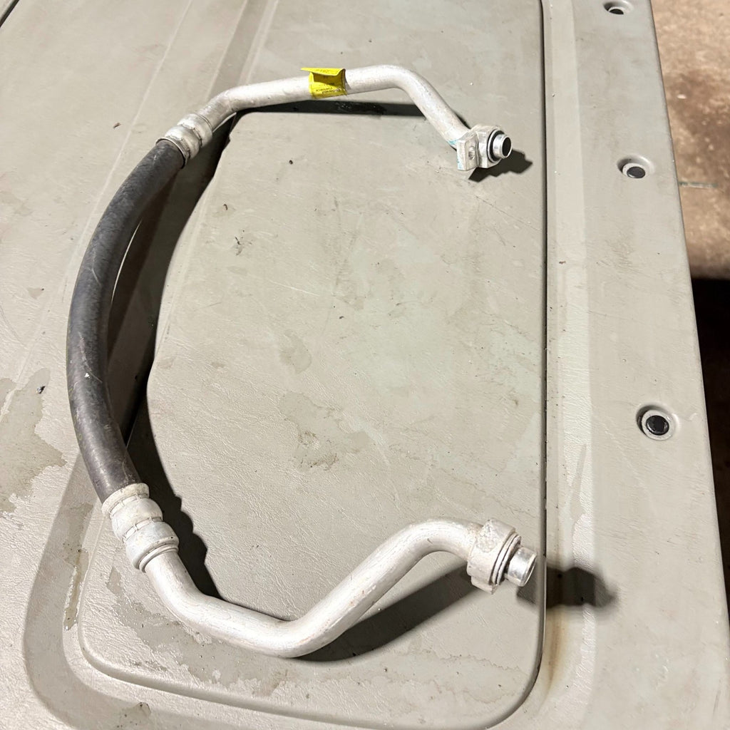 Vauxhall Mokka 2013 1.6/1.8 Manual A/C Compressor Hose Pipe 95966490 1850250