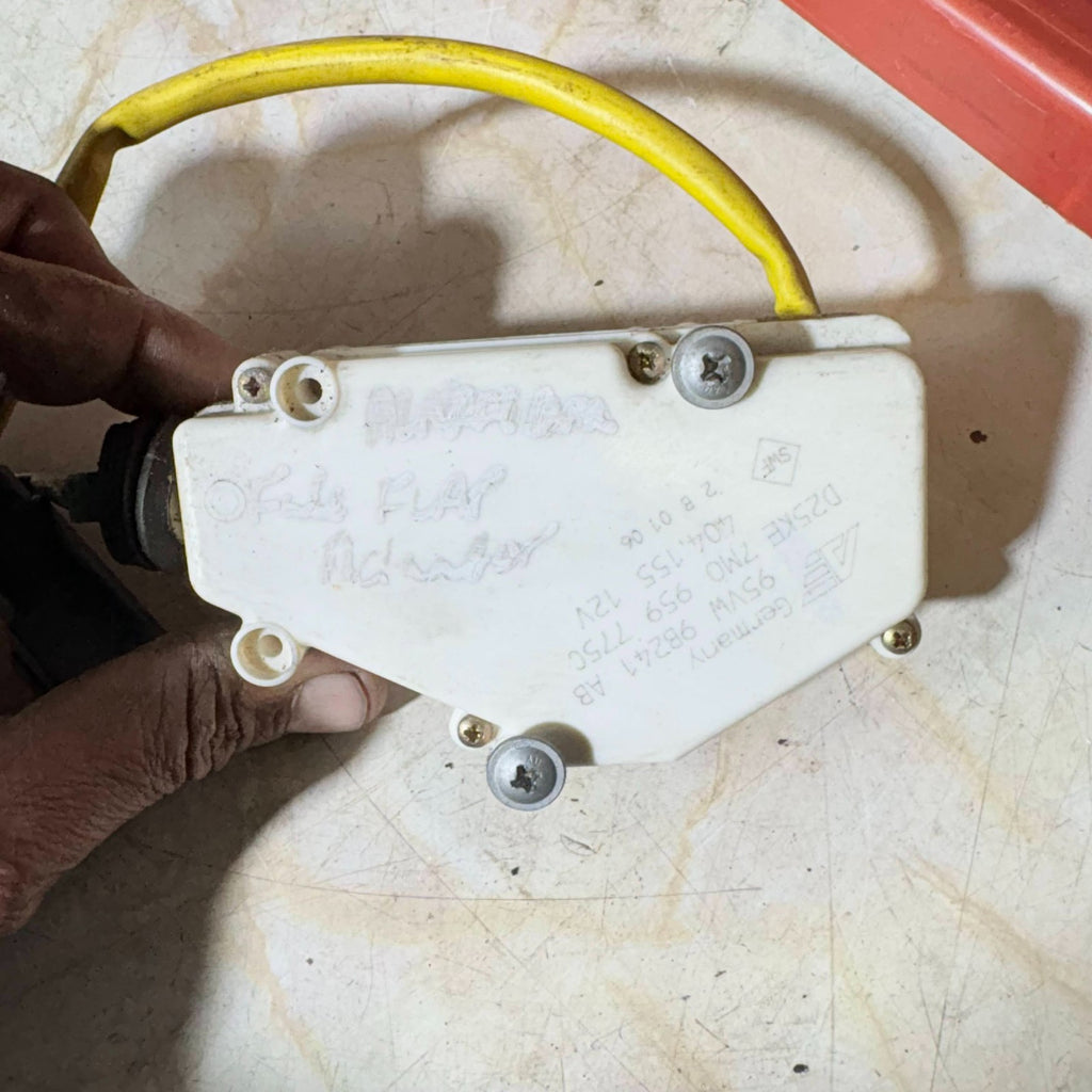 Seat Alhambra Mk2 Fuel tank Cap Lock 7MO959775