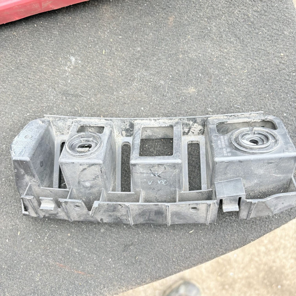 Skoda Rapid Rear Right Side Bumper Mounting Bracket 5jh807394a