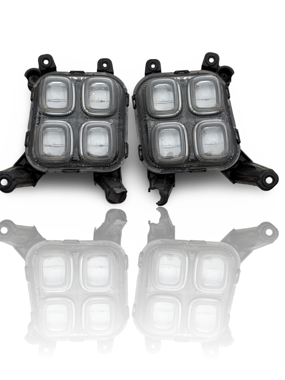 2016-2021 KIA SPORTAGE Front Right Left PAIR LED Fog Light. 92202-F1100
