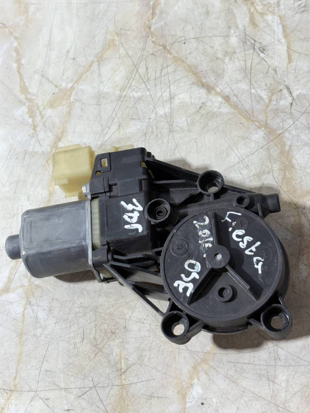 Ford Fiesta Mk7 3-Door 2008-2017 Driver Side OSF Window Regulator Motor 8A611455