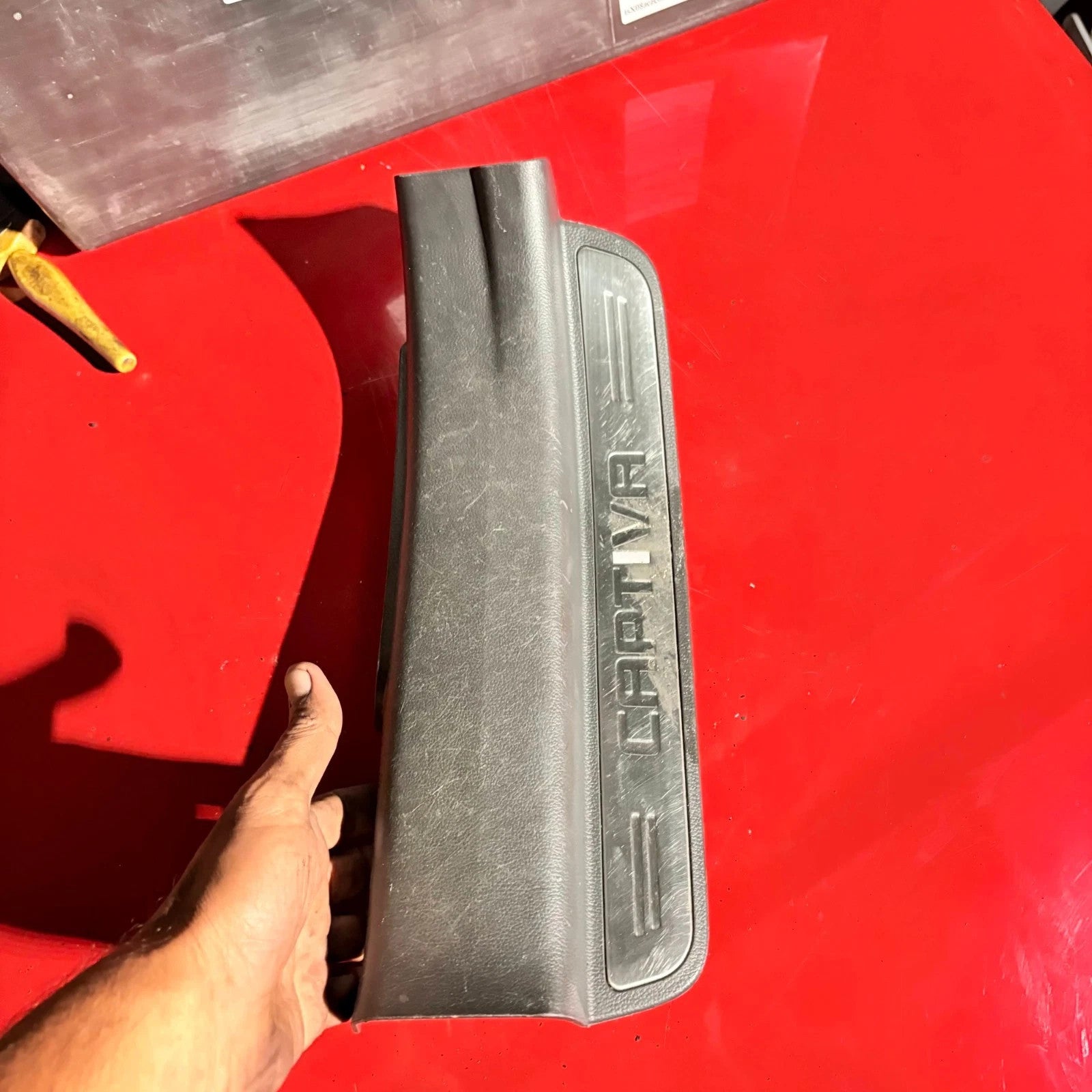 Chevrolet Captiva 2010 Left side Rear Door Step Sill Kick Plate A047002