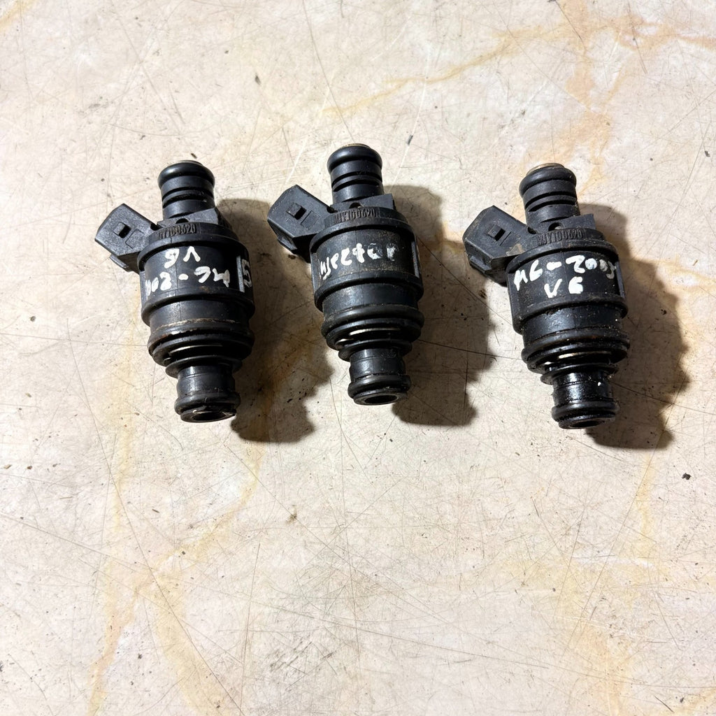 MG 2002-2005 FUEL INJECTORS MJY100620 SET OF 3