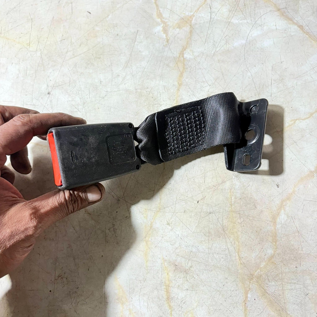 Fiat 500 2015–2020 Rear Left Seatbelt Buckle Passenger Side 34045525