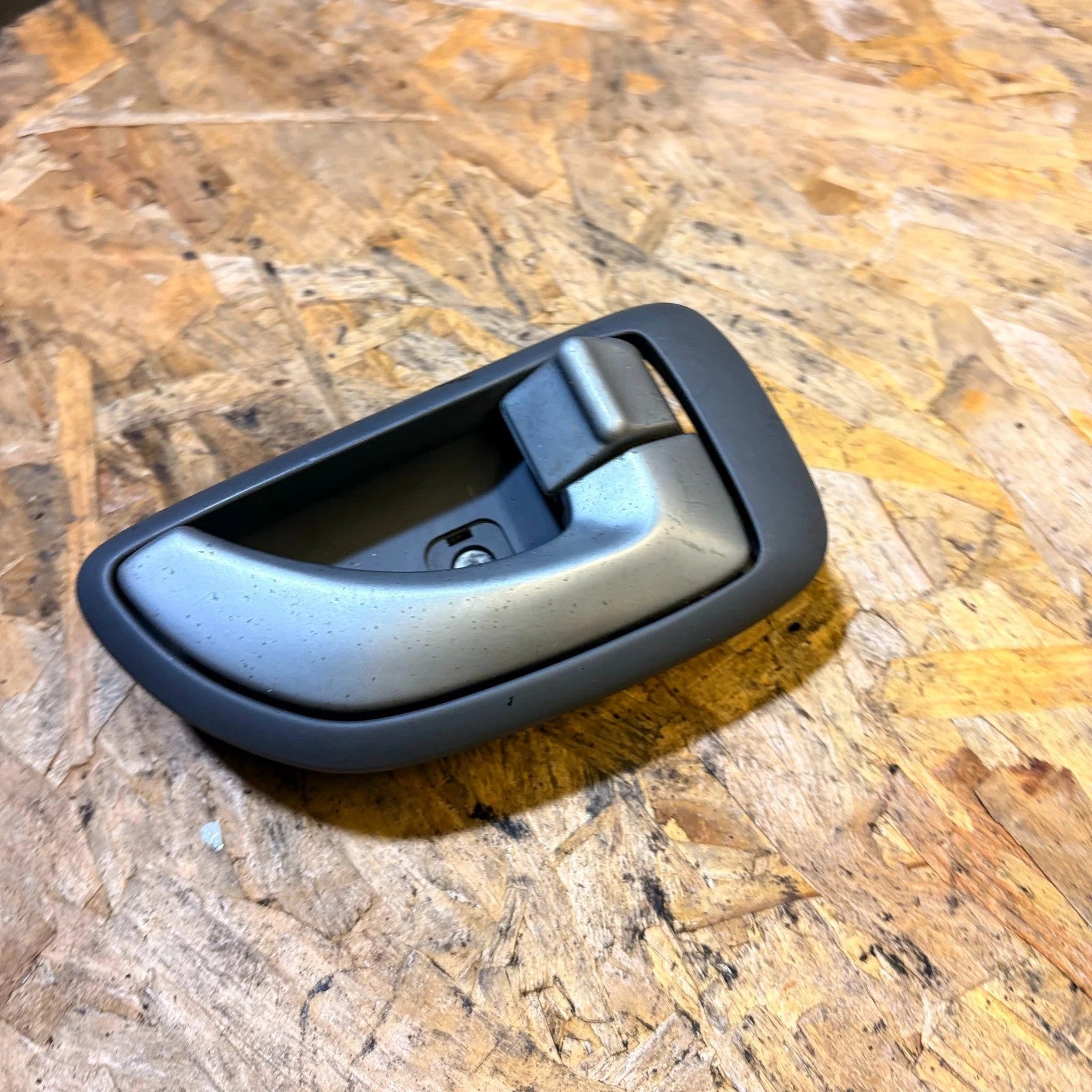 HYUNDAI TERRACAN 2004 RIGHT REAR DRIVER SIDE INNER DOOR HANDLE