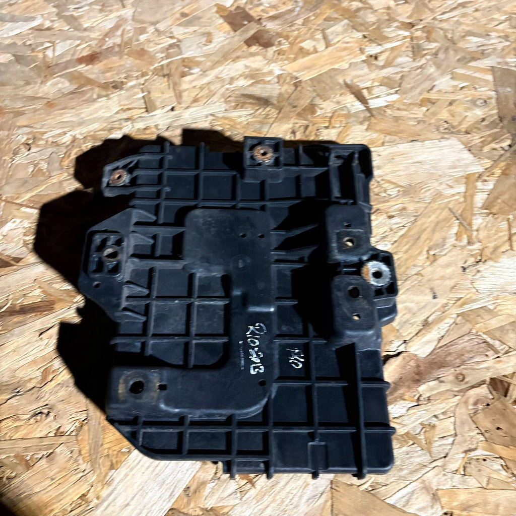Kia Rio Mk3 UB 2012-2015 Engine Bay Battery Tray Holder 37150-1W000 1.2 Petrol