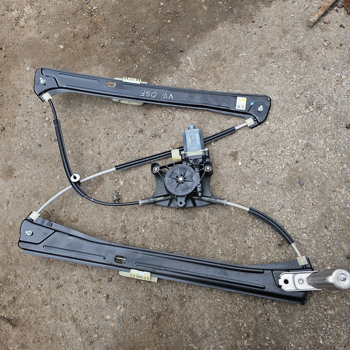 Volkswagen Tiguan Mk2 Right Front Window Regulator 5NA837462A 5 Door SUV 2016-20