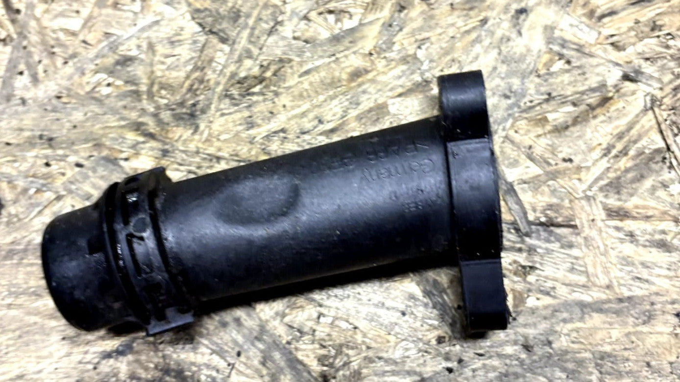 BMW F20 F21 F30 F31 LCI Water Coolant Flange Connector Motor 8571141 2008