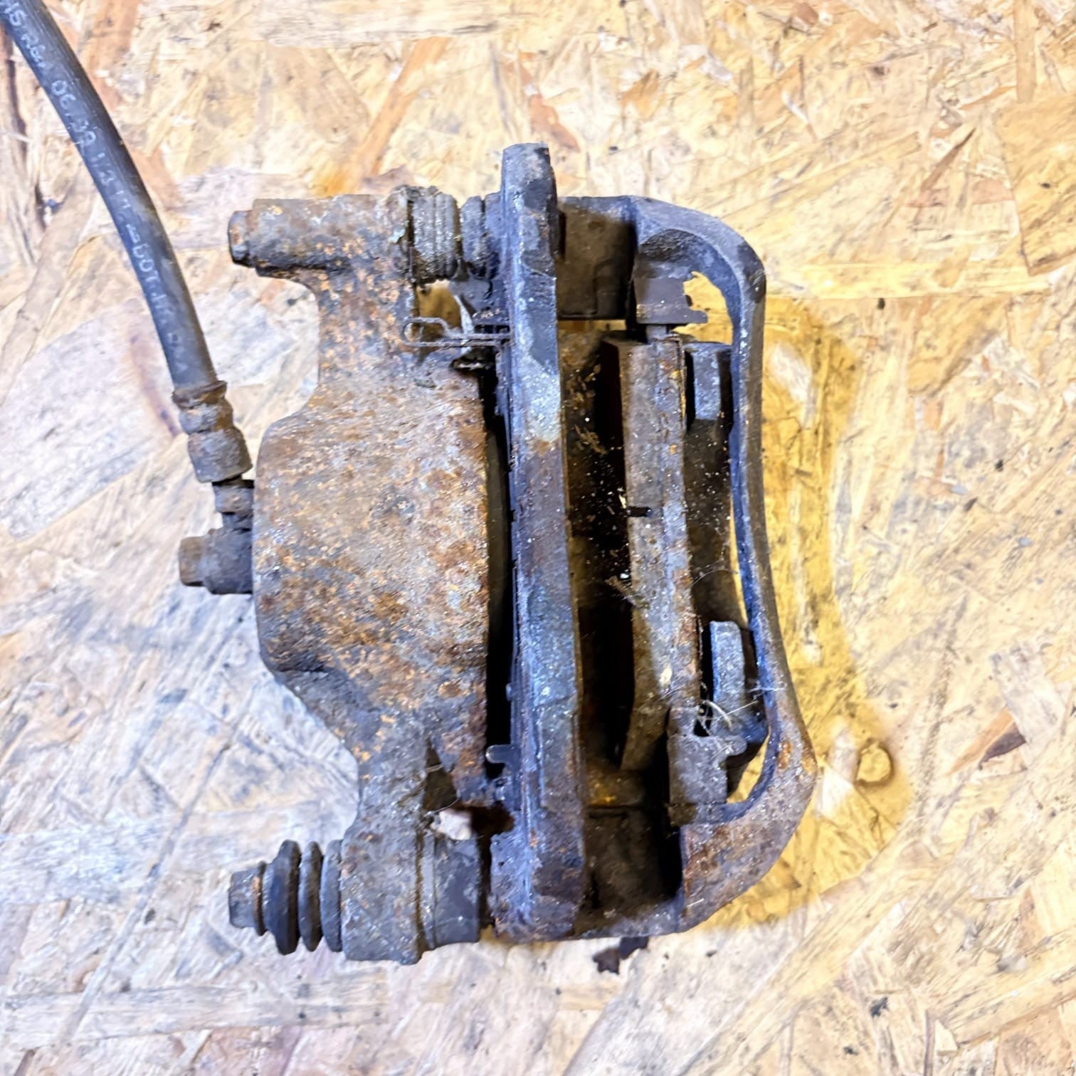HONDA ACCORD VII Front Right Brake Caliper 12022597