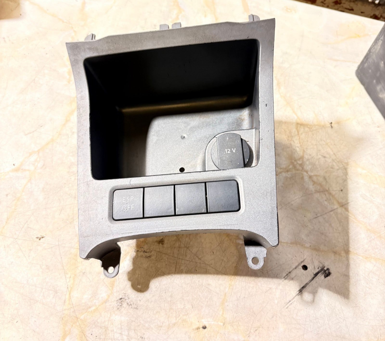 VW Golf MK5 2003-2007 Front Storage Tray And 12V Socket 1K0858329 1K0857925