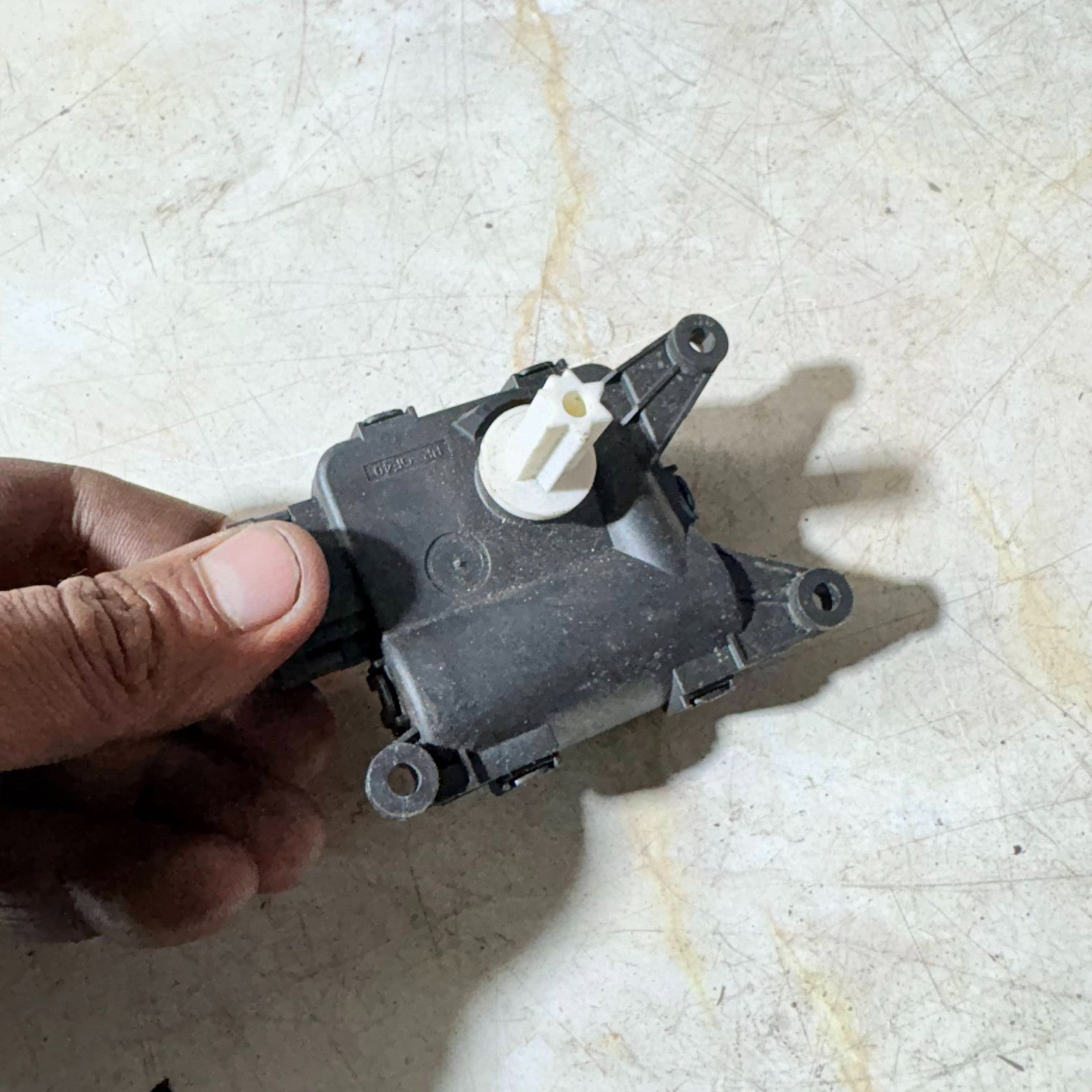 MG 2015 Air Conditioning Heater Flap Actuator Motor 185006043