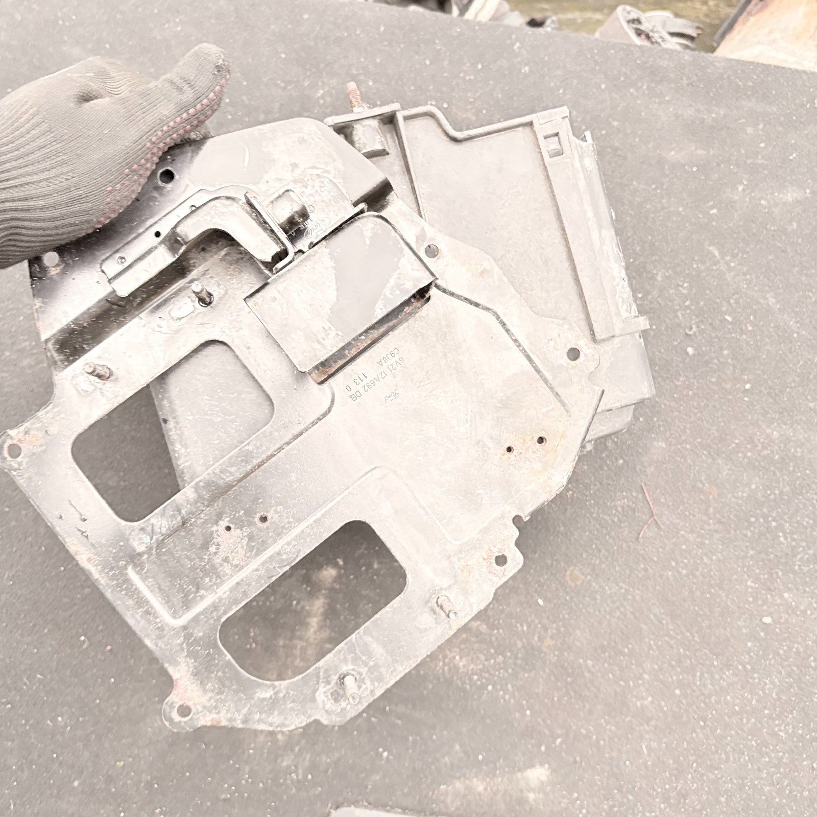 FORD FIESTA MK7 2008-2017 ENGINE BAY BRACKET 8V2112A692