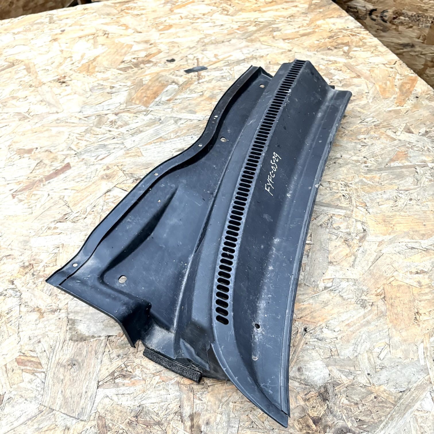 29163 H7L TOYOTA COROLLA VERSO FRONT SIDE SCUTTLE PANEL 55782-0F030