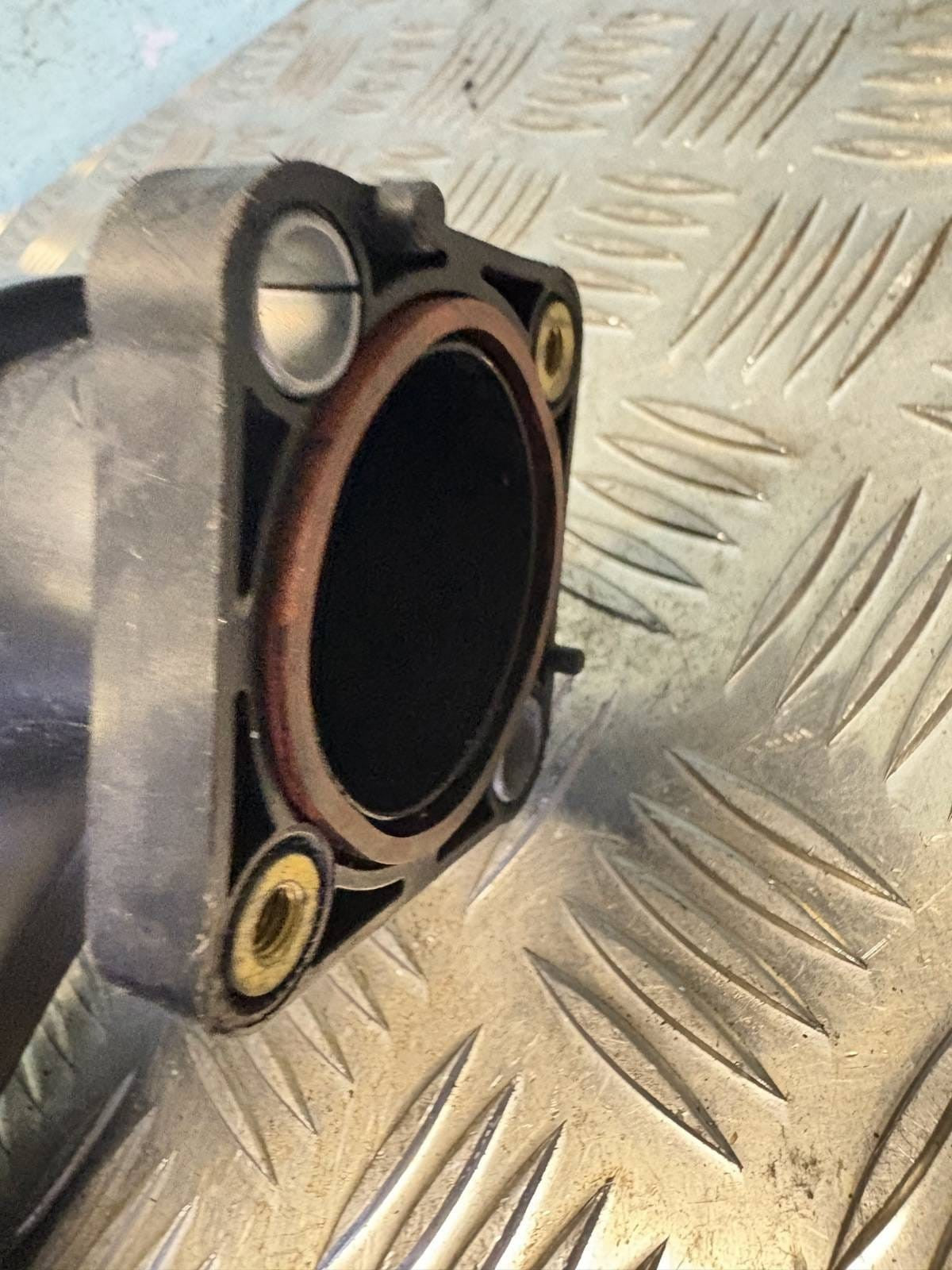 FORD MONDEO AIR BOOST PRESSURE INTAKE PIPE HOSE 9674942380