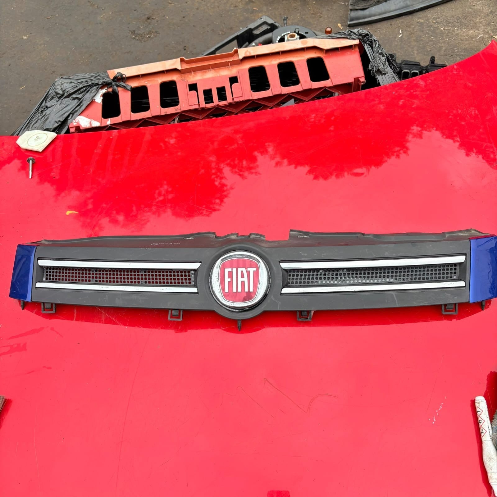 Fiat Panda 169 792 Blue Front Grille 735353899