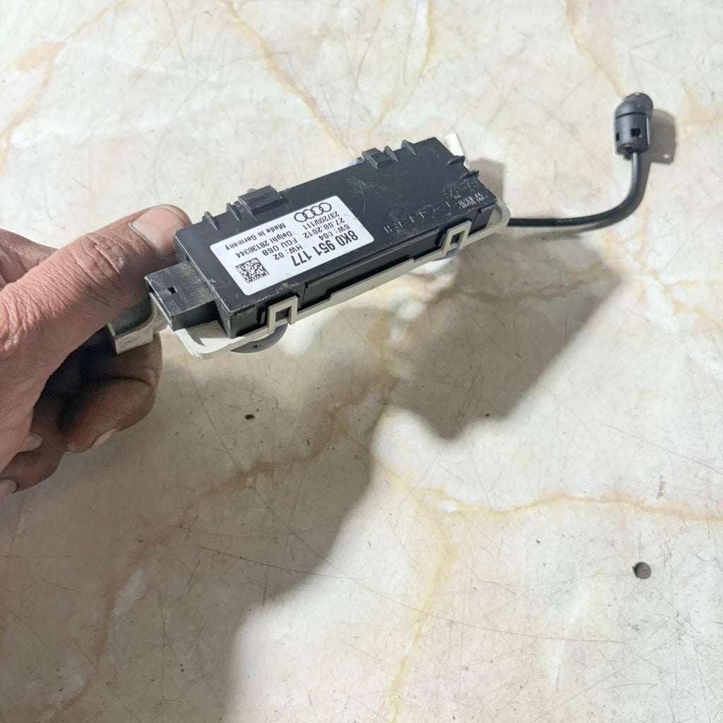 Audi A4 A5 Roof Alarm Movement Sensor 8K0951177