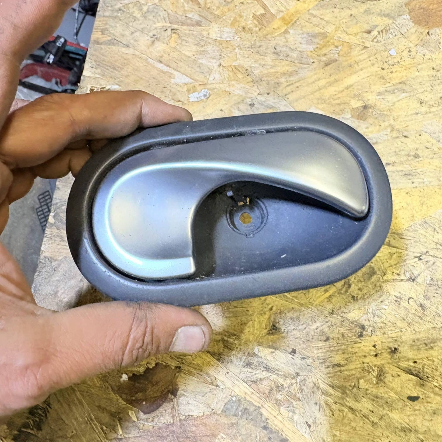 RENAULT MEGANE MK2 2002-2008 DRIVER REAR INTERIOR DOOR HANDLE
