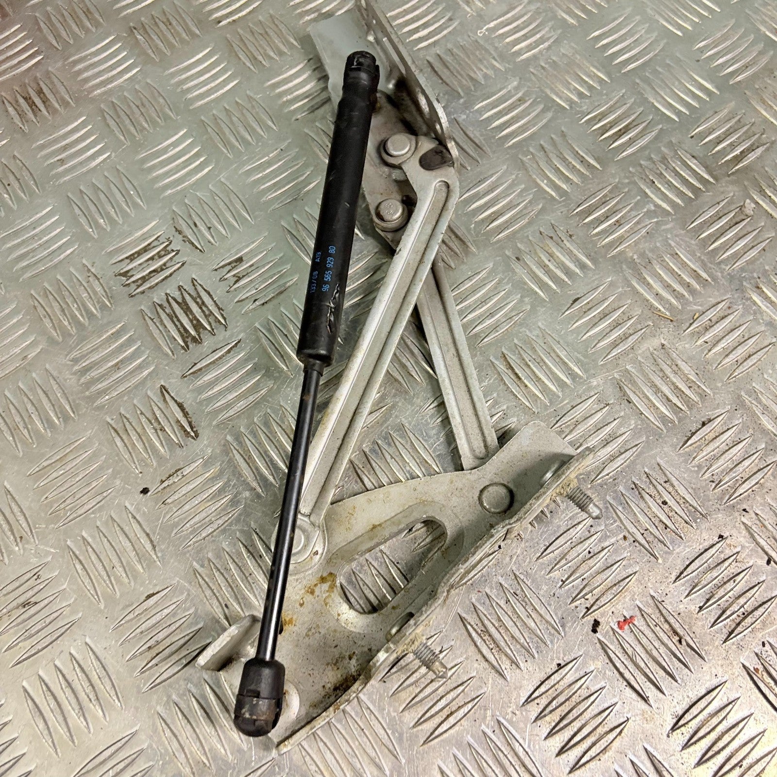 PEUGEOT 407 2003-2010 REAR LEFT TAILGATE BOOT HINGE WITH STRUT 9656592980
