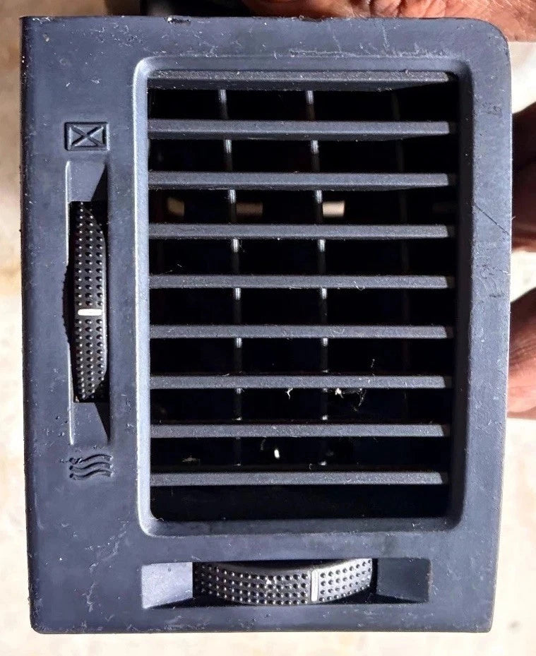 Hyundai Getz Mk1 2002-2011 Left Passenger Dash Heater Air Vent