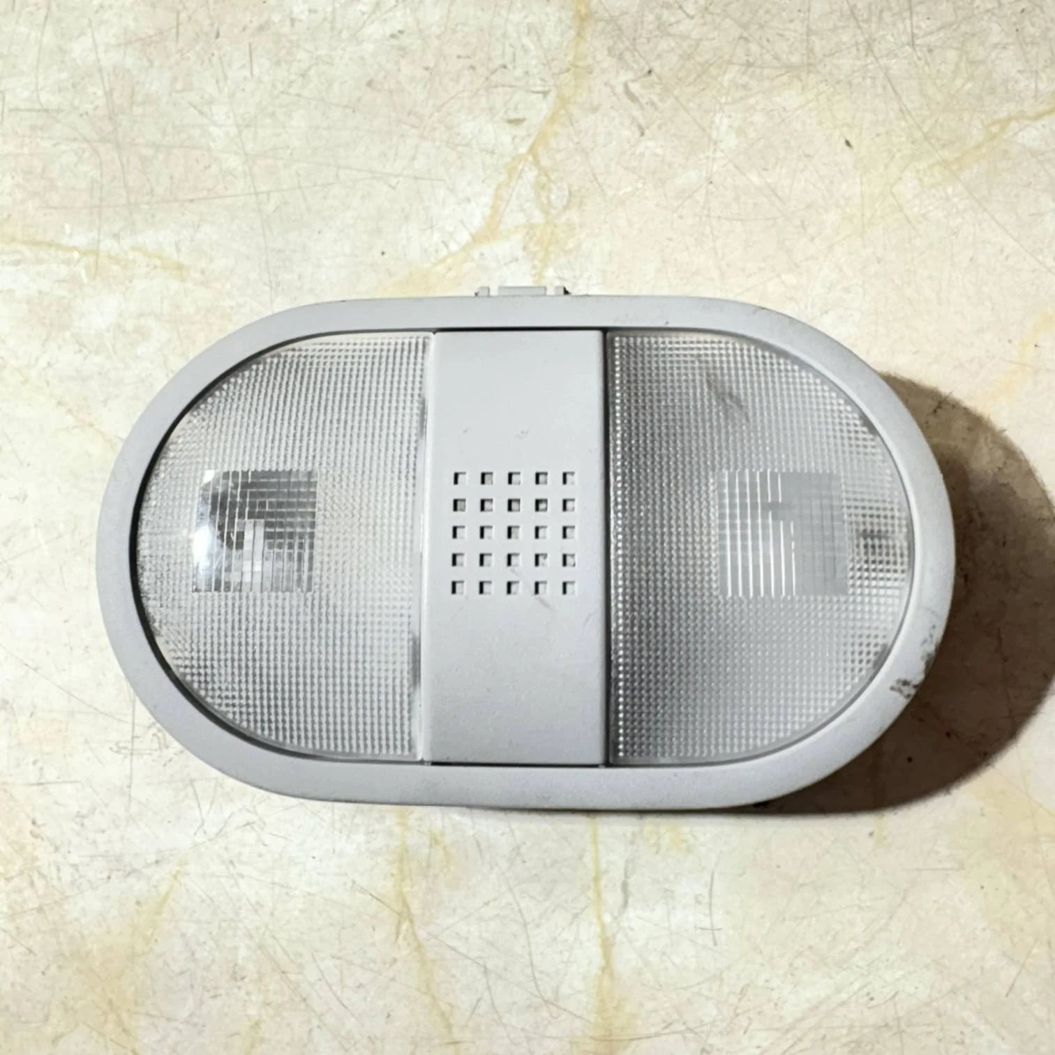 courtesy light lense P/N:MR 951589 MITSUBISHI COLT 1.5 DI-D CZ2 5DR COLT VI