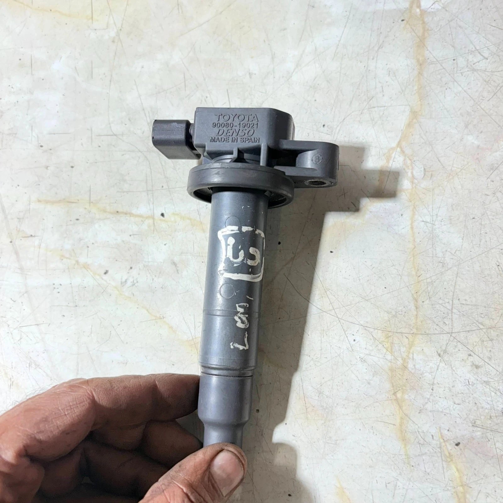2007 TOYOTA YARIS IGNITION COIL 90080-19021